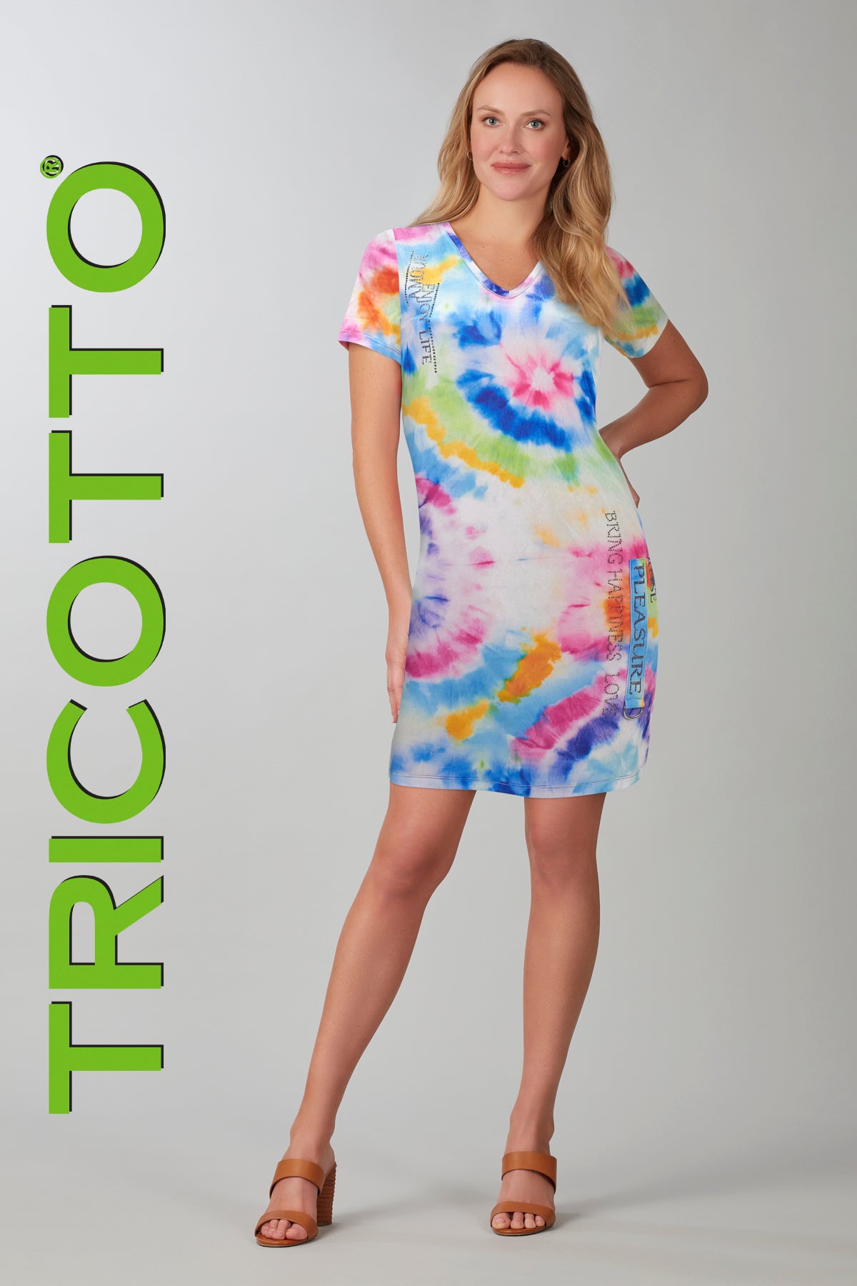 Tricotto dress in bright vivid colors with front sequin detail