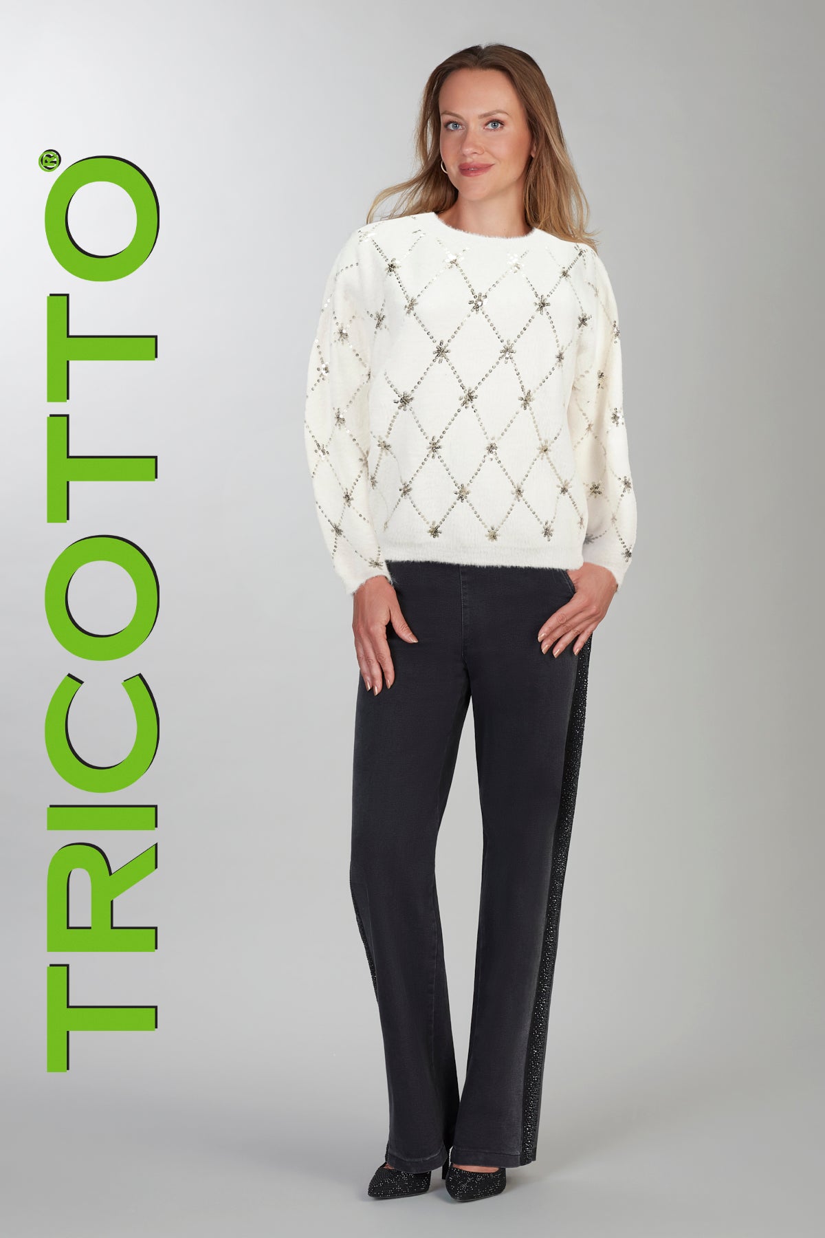 F-105-F25 (Sweater)