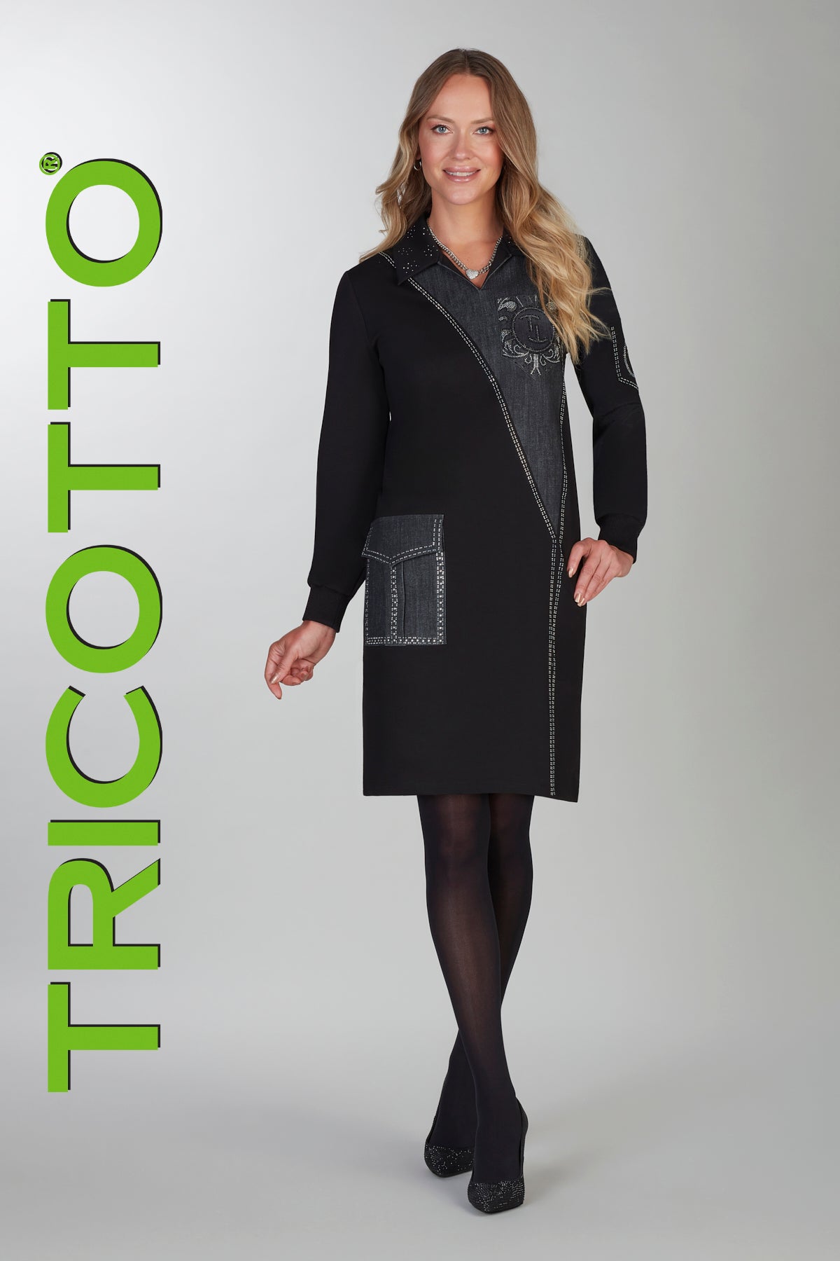 Tricotto black dress with sequin pocket details