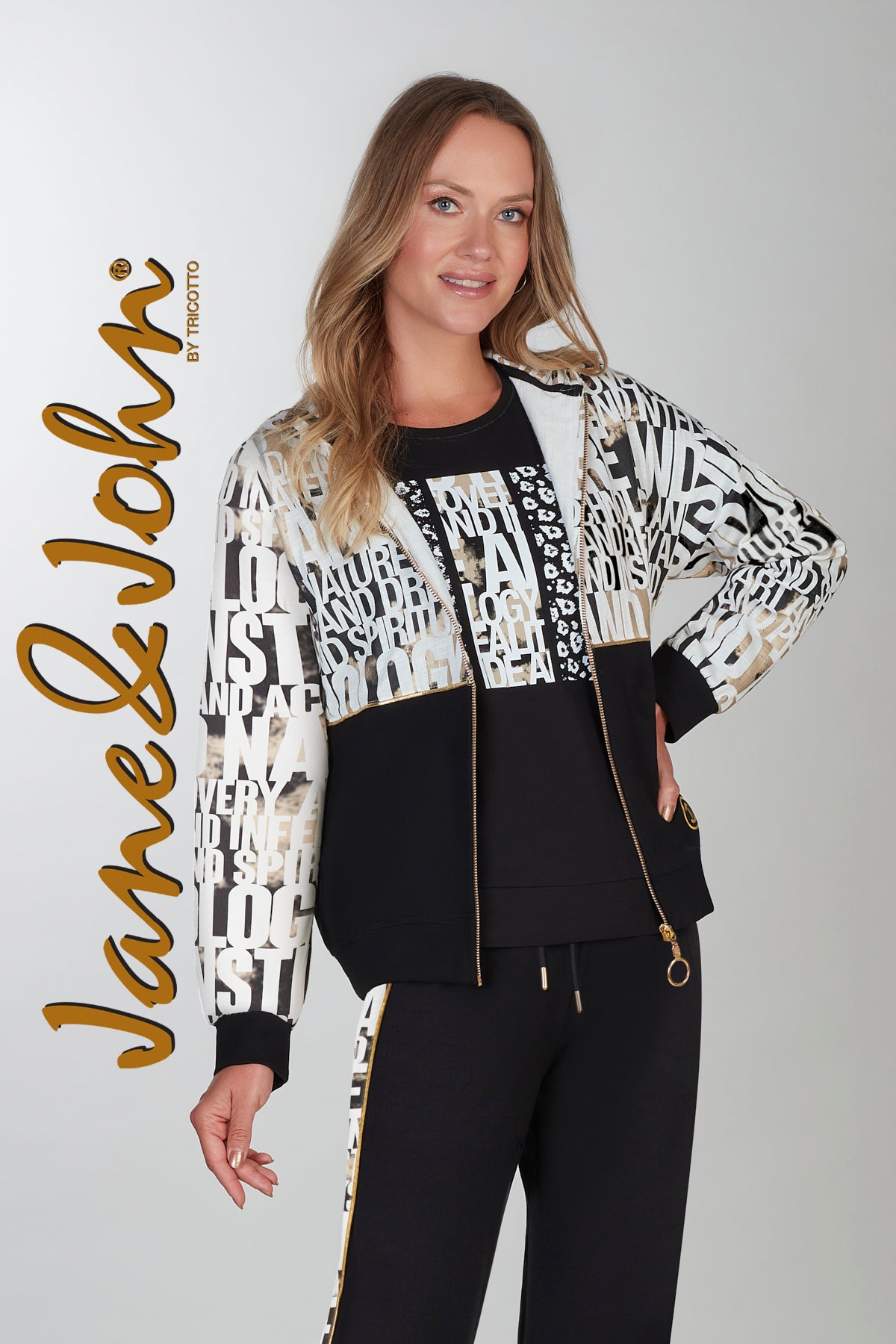 Black white printed hoodie jacket