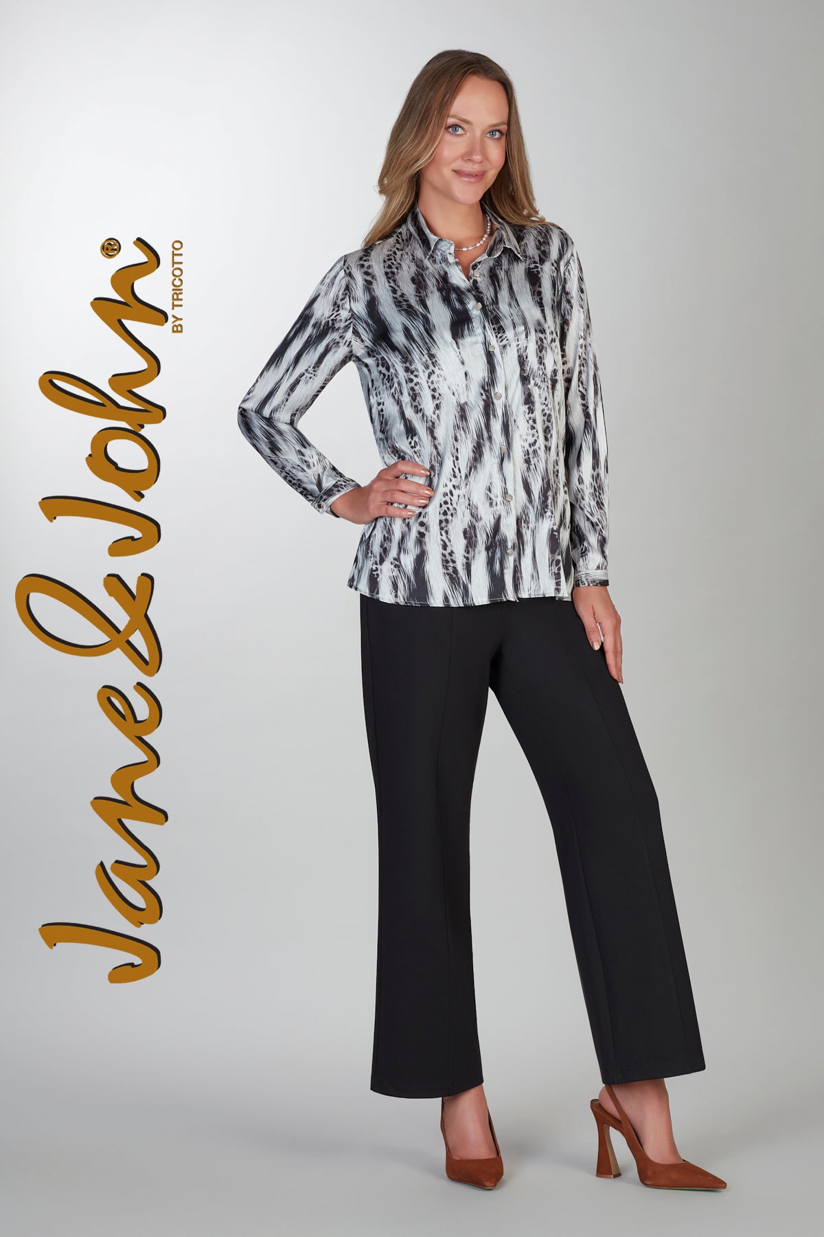 Jane & John Black grey blouse in flattering silhouette