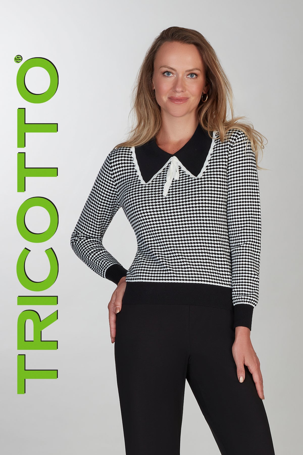 Black white checkered collared sweater