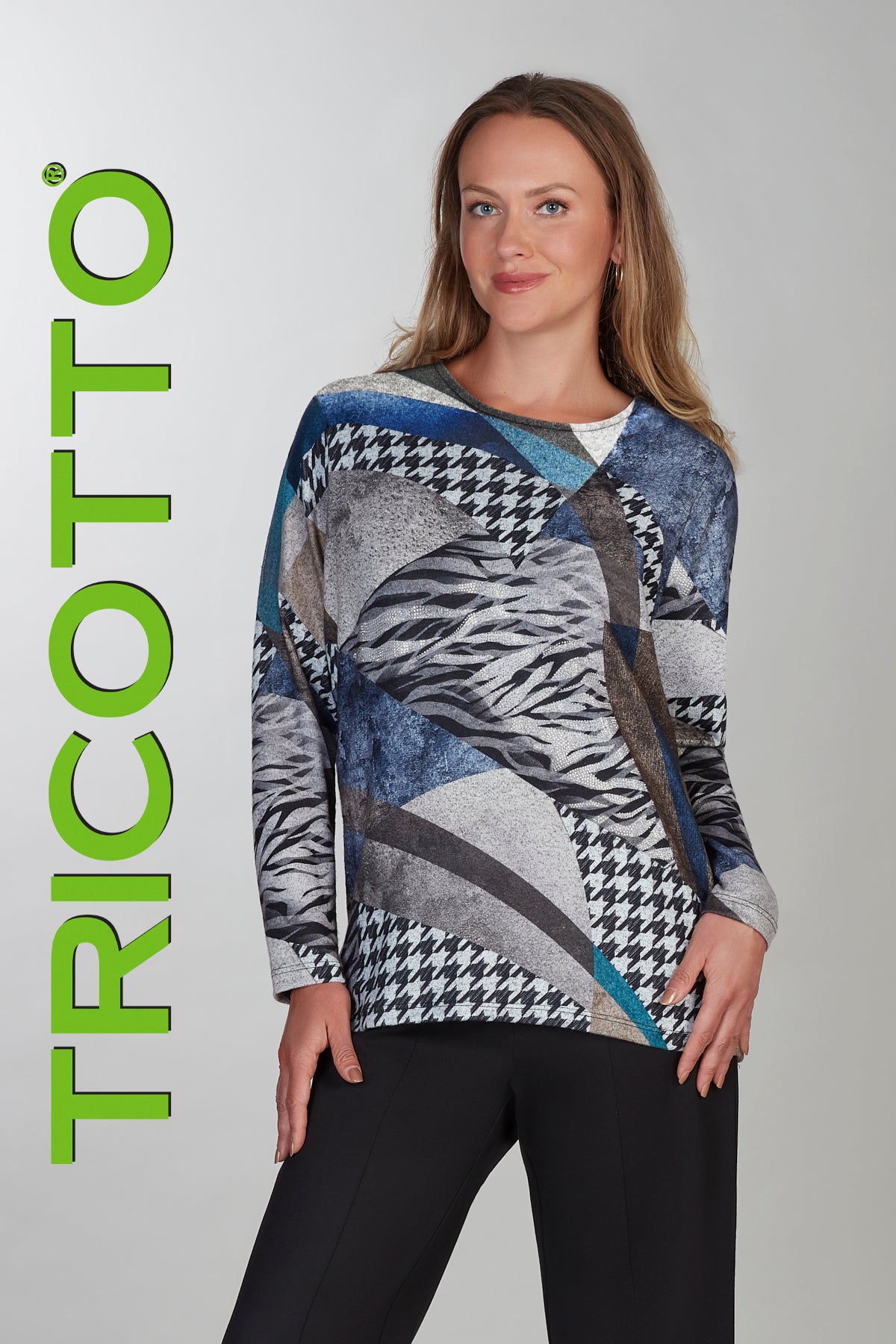 Tricotto tunic sweater with printed sequin detail