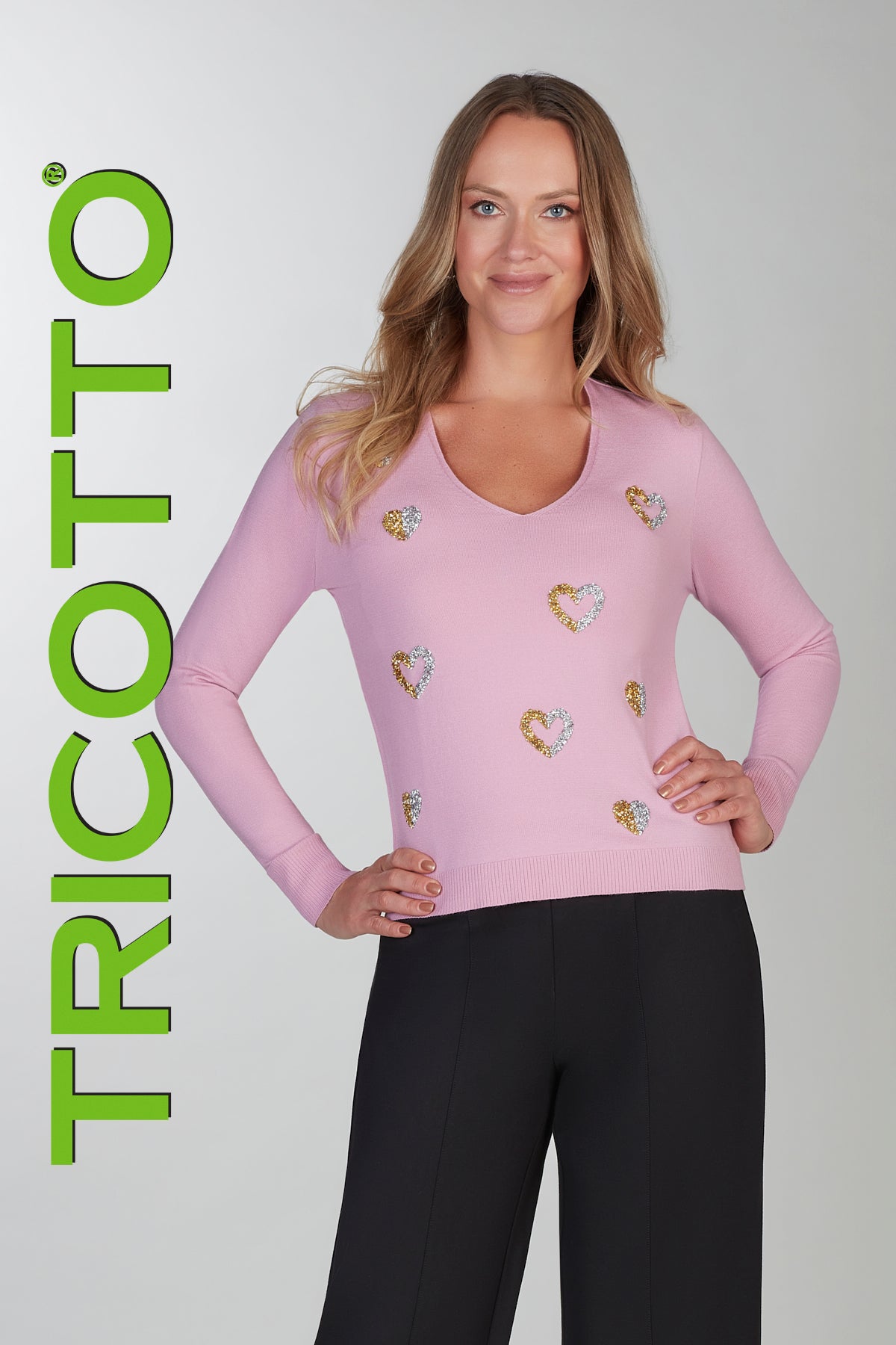 Tricotto pink sweater with front sequin heart detail