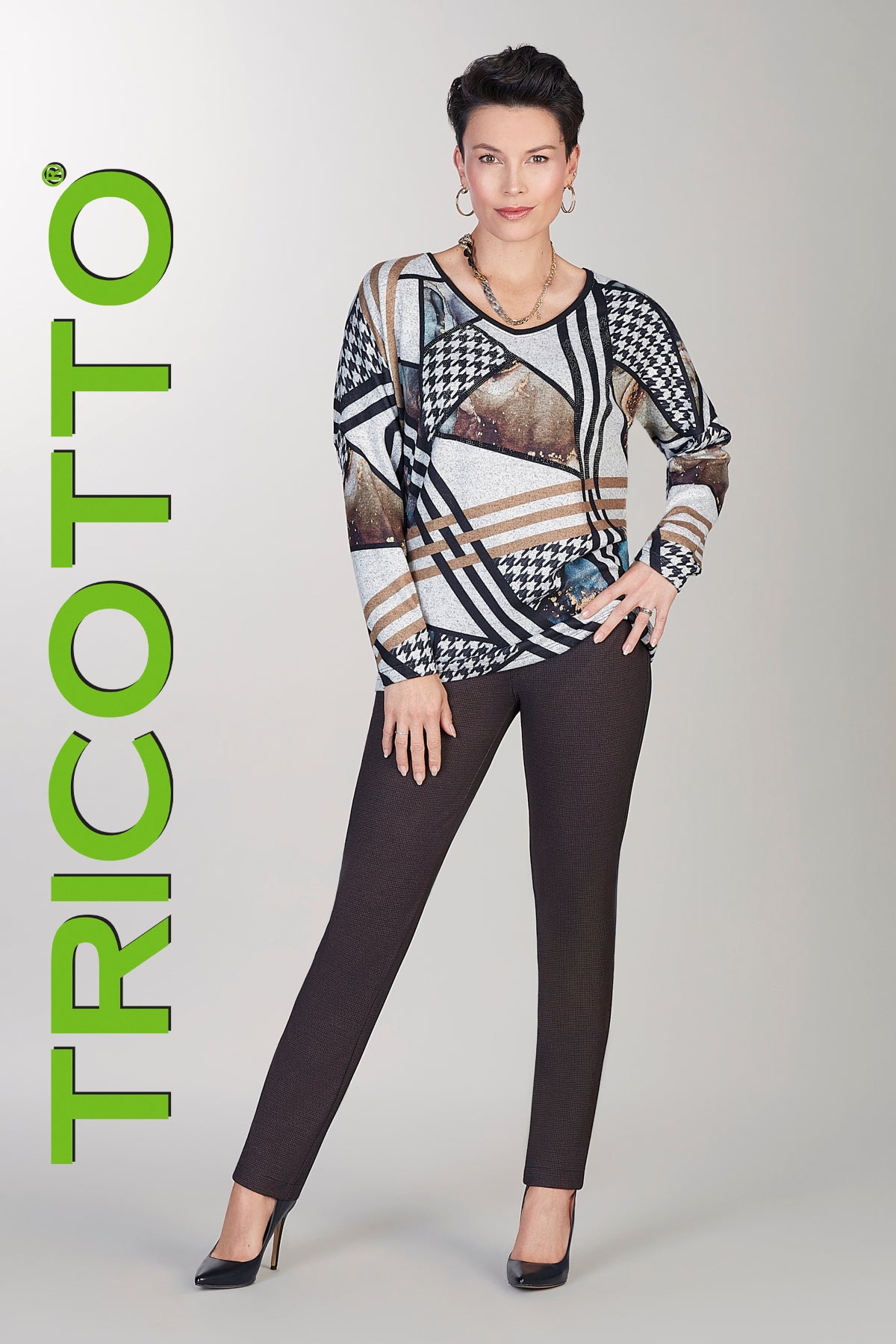 Tricotto textured knit printed tunic sweater