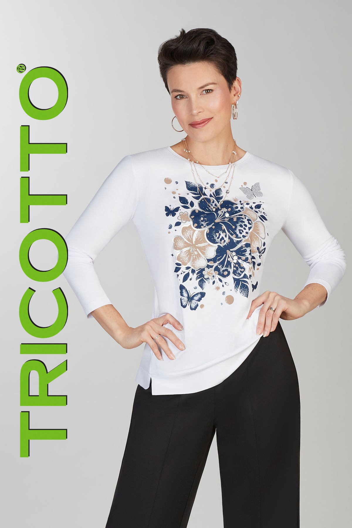 Tricotto off white blue long sleeve t-shirt
