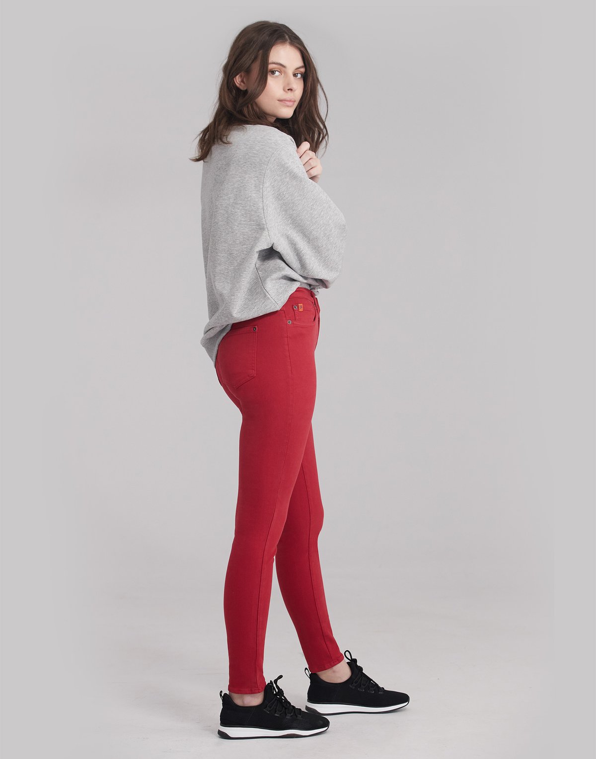 1711 (Skinny Jeans with 30 inch inseam) RED LIP